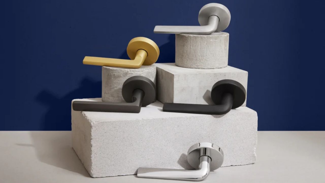 How to Select a Reliable Hardware Supplier