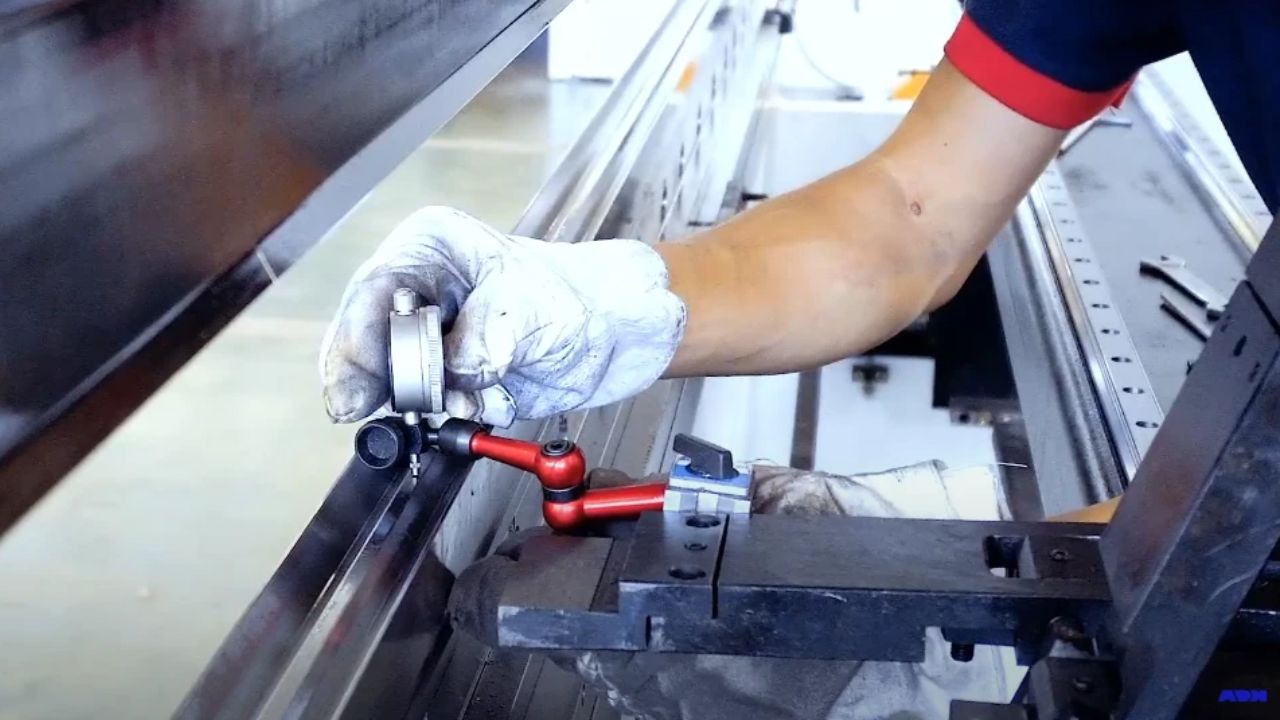 Accuracy Control and Preventive Maintenance for Industrial Press Brakes