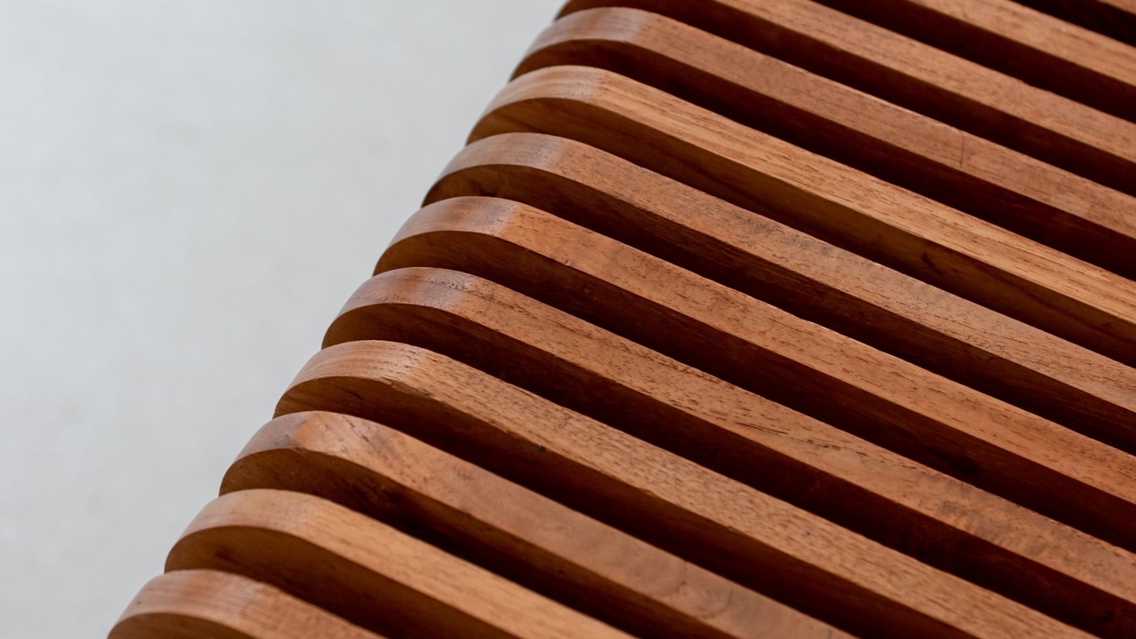 The Same Product, Completely Different Results: Why Custom Furniture Is About the Details, Not the Photos